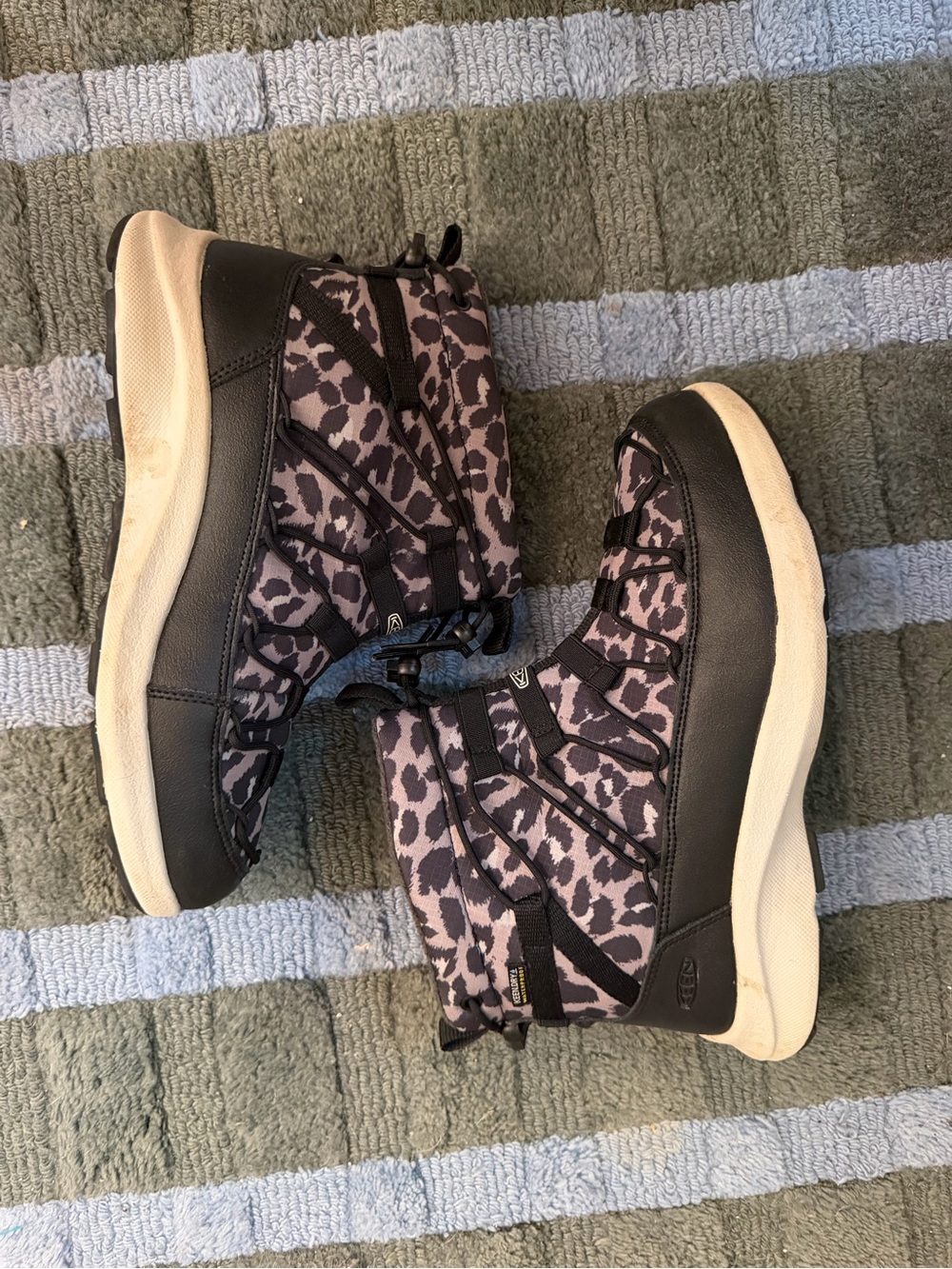 Keen Women's Leopard-Print Uneek waterproof Chukka